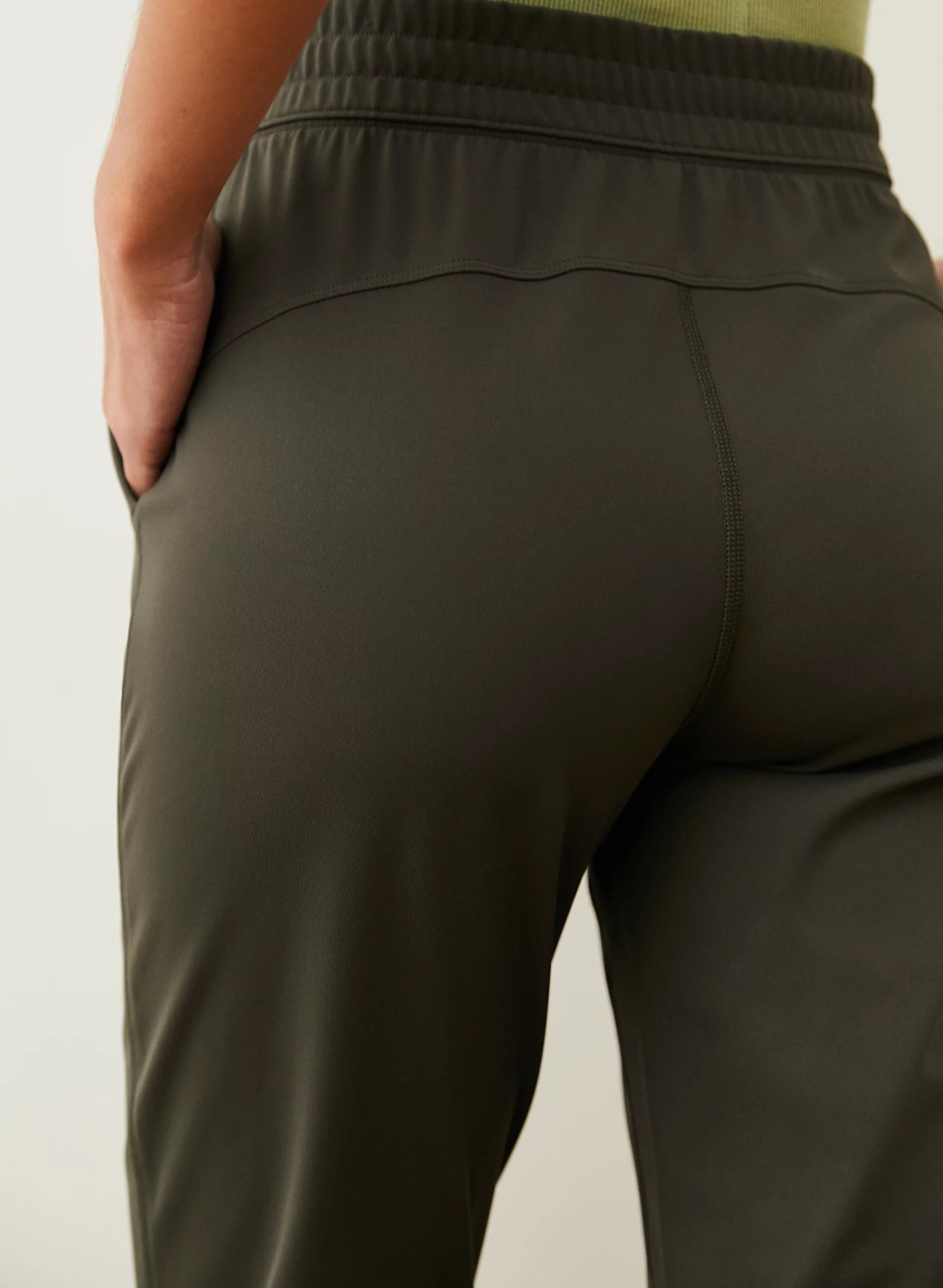 The Group by Babaton Weekender Pant (S)
