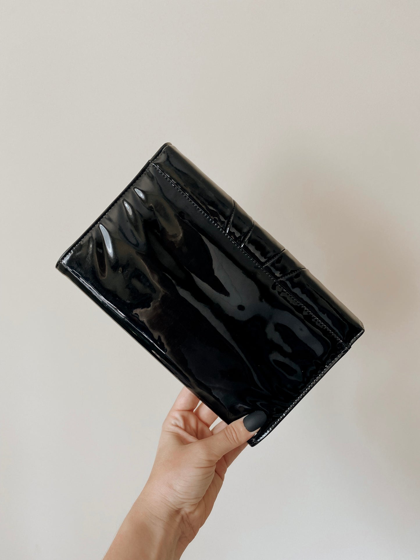 Patent Seashell Clutch (OS)