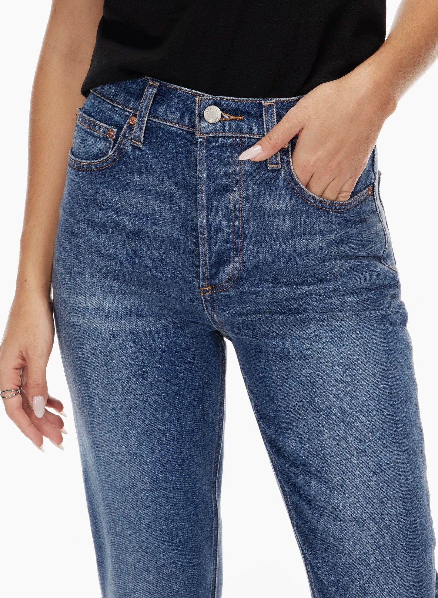 Denim Forum Arlo High Rise Crop Straight Jean (26W 26L)