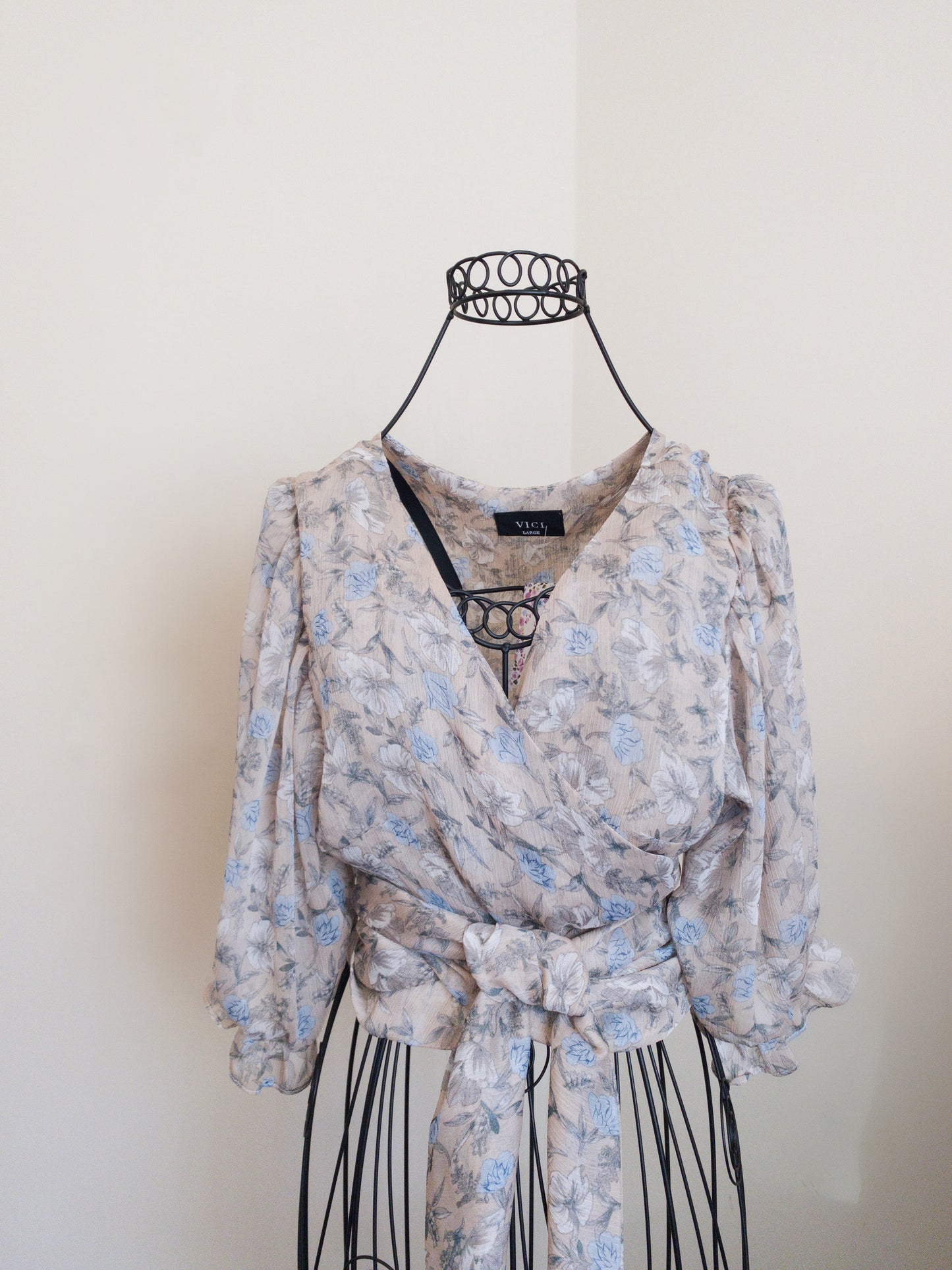 Vici Floral Wrap Blouse (L)