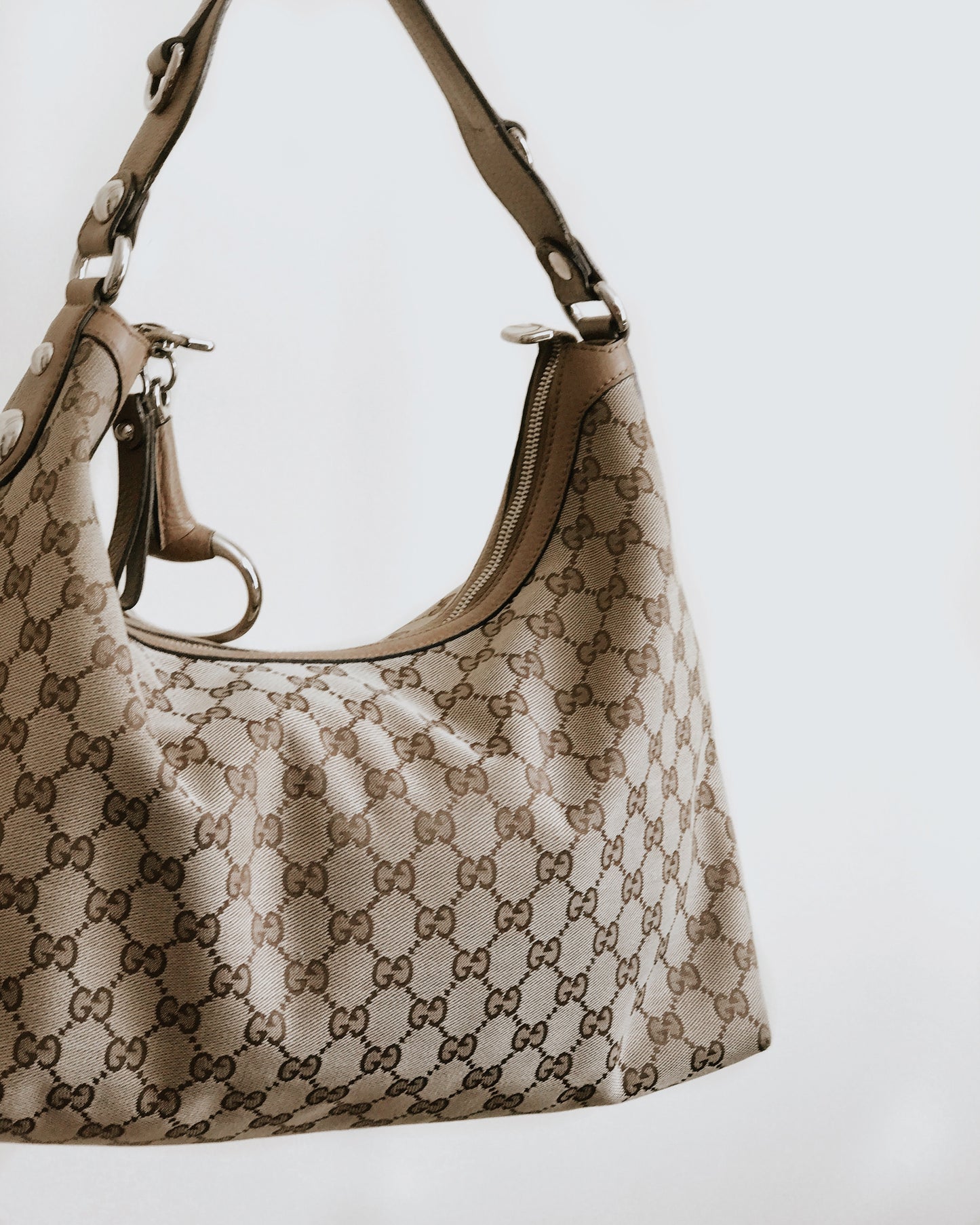 Authentic Gucci Canvas Monogram Shoulder Bag