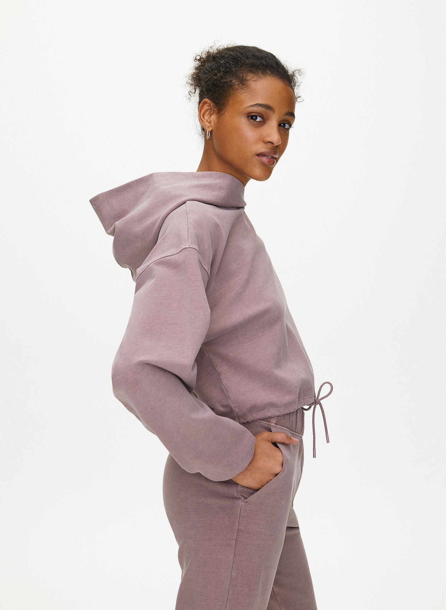 The Group by Babaton Weekender Hoodie (L)